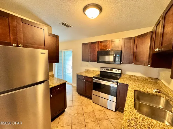 $1,650 | 2523 Johnson Drive, Lynn Haven, FL 32444