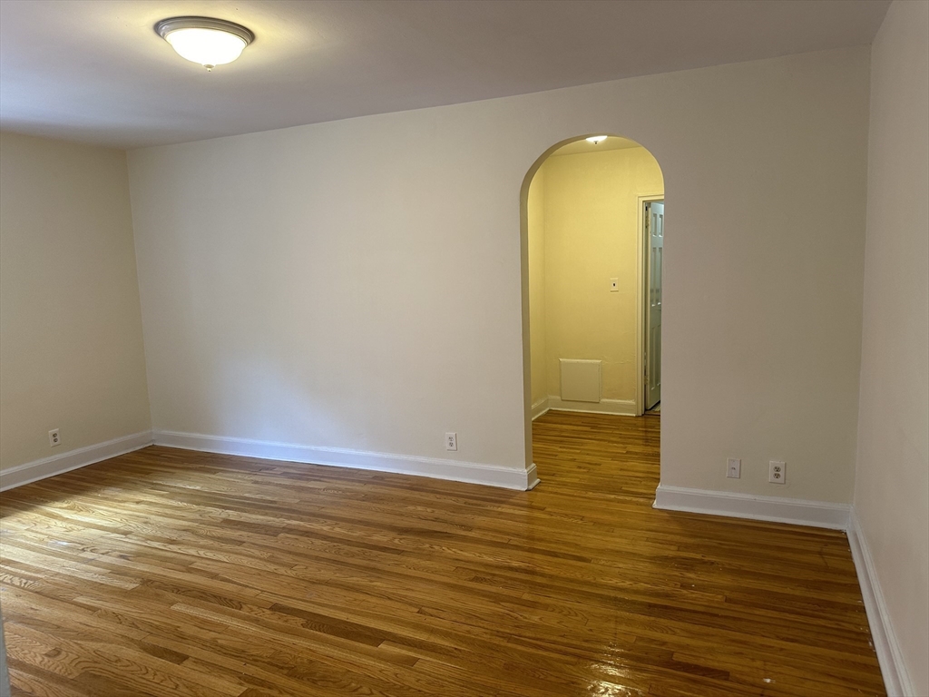 24 Concord Avenue, Unit 505 Cambridge, MA 02138 - Photo 4 of 23