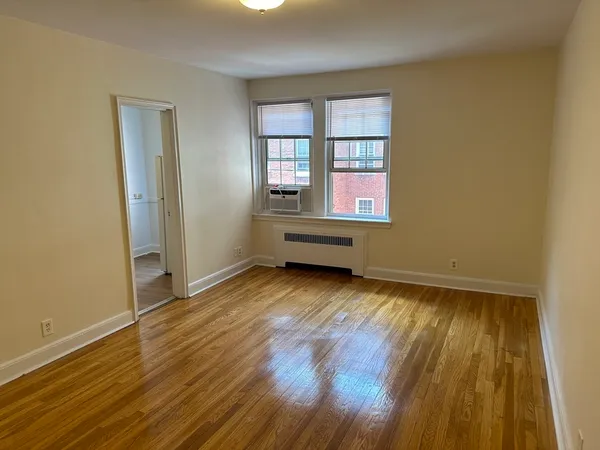 $2,200 | 24 Concord Avenue, Unit 505, Cambridge, MA 02138