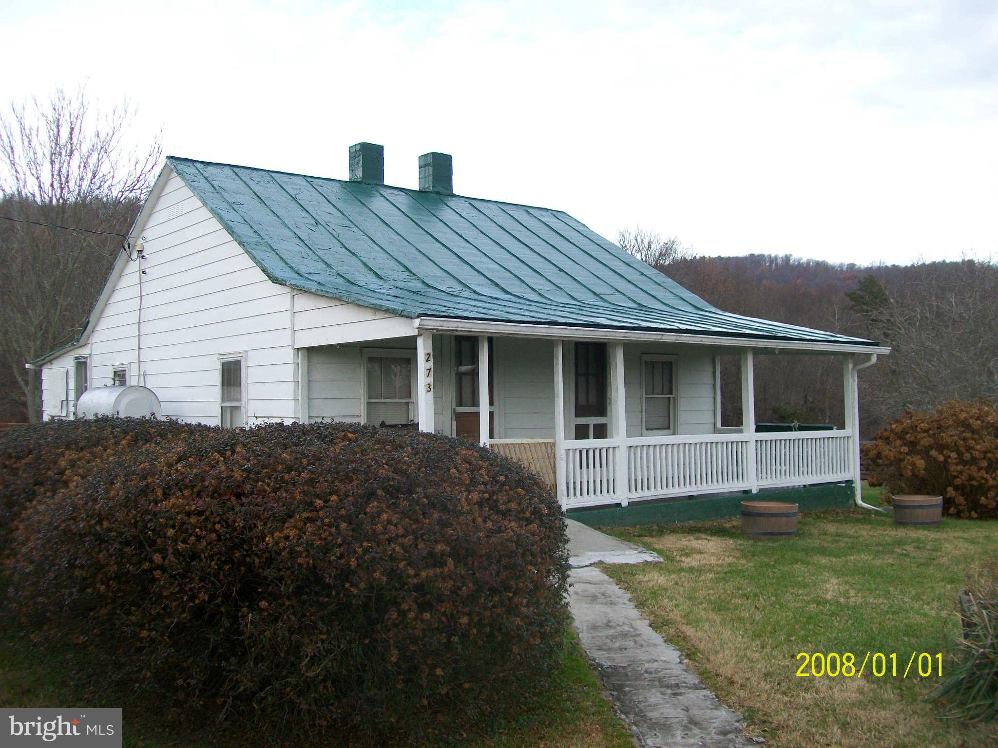 273 Scrabble Road Castleton, VA 22716 - Photo 1 of 5 Exterior (General)