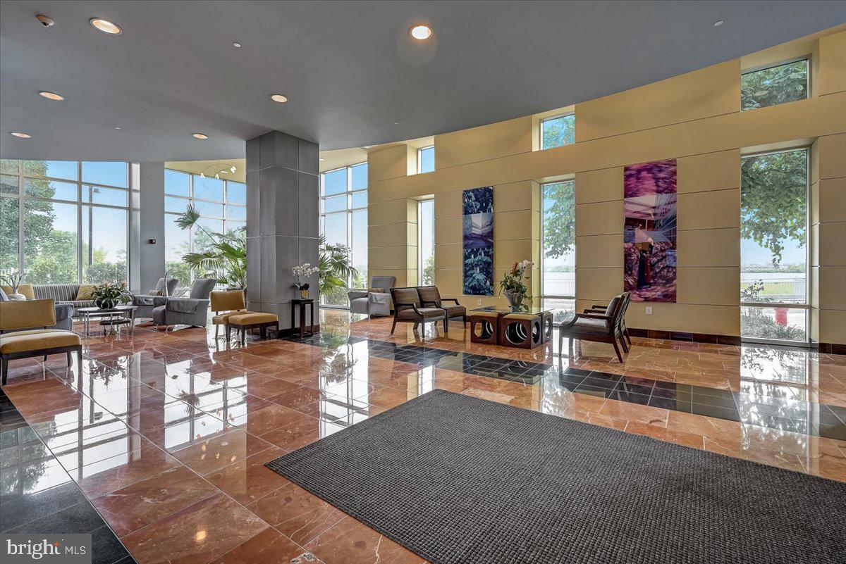 901 North Penn Street, Unit R401 Philadelphia, PA 19123 - Photo 54 of 54 Regatta Lobby