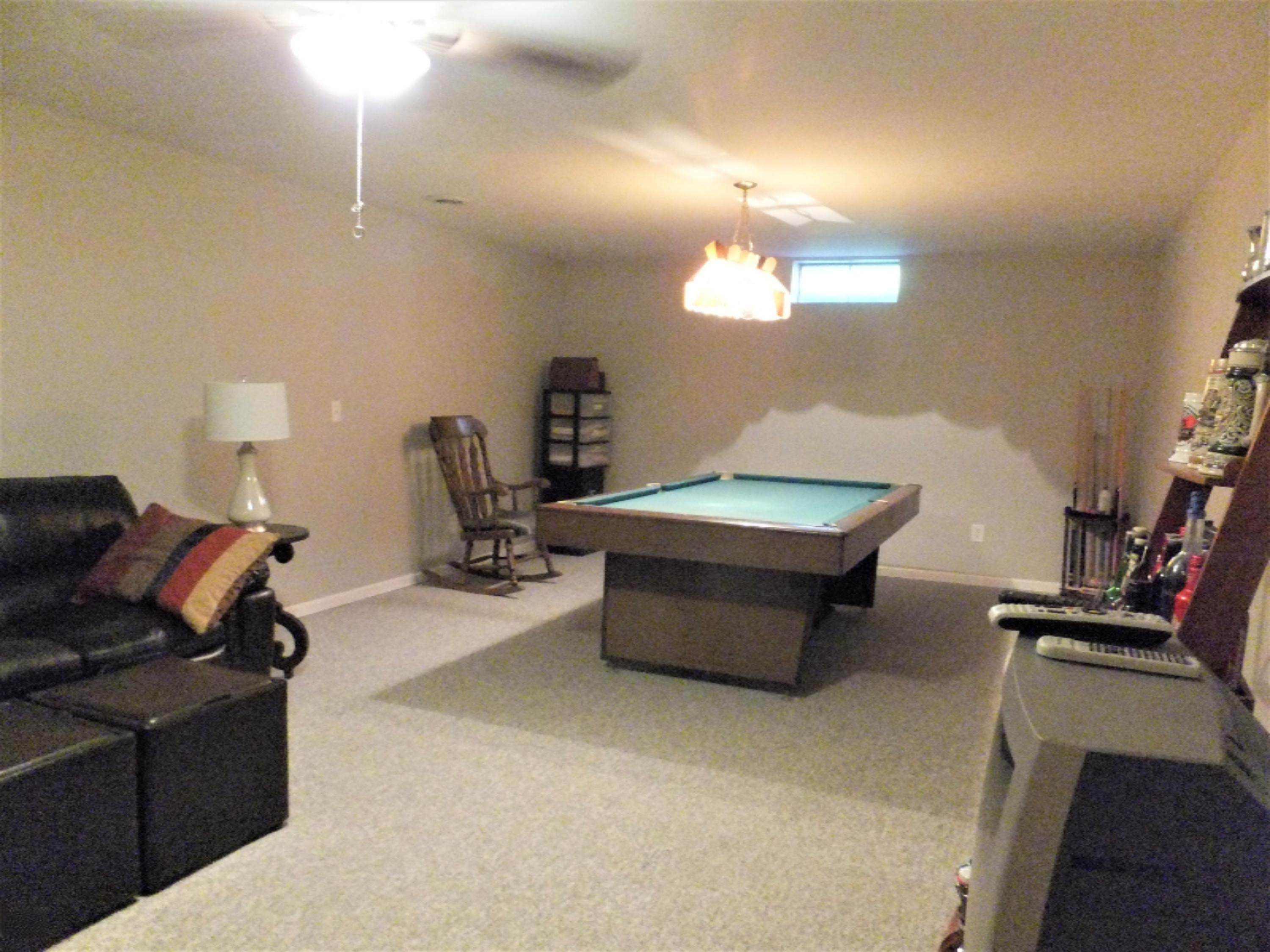 3386 Riverside Road Benton Harbor, MI 49022 - Photo 25 of 45 Family Room/Rec Room