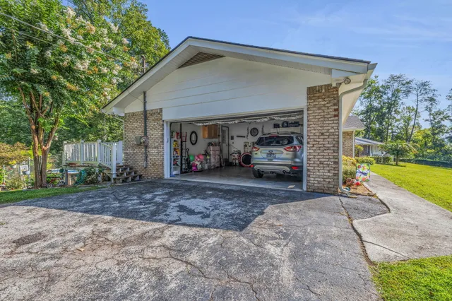 $349,900 | 10035 Shagbark Trail, Ooltewah, TN 37363