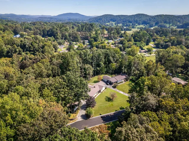 $349,900 | 10035 Shagbark Trail, Ooltewah, TN 37363