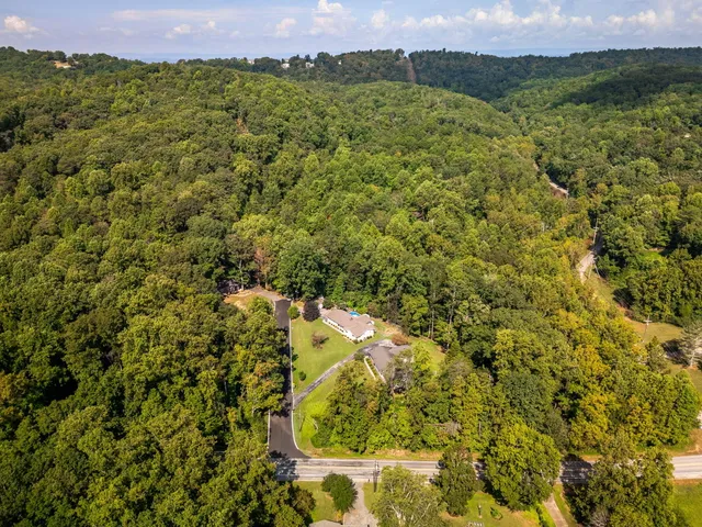 $349,900 | 10035 Shagbark Trail, Ooltewah, TN 37363