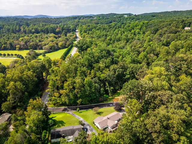 $349,900 | 10035 Shagbark Trail, Ooltewah, TN 37363