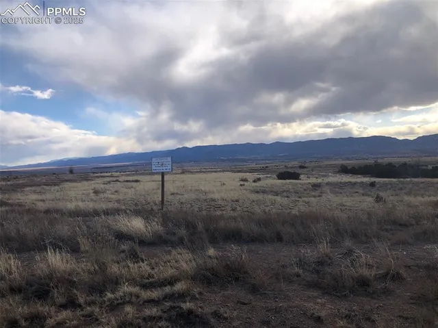 $325,000 | 50 Highway 50, Penrose, CO 81240