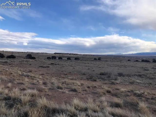 $325,000 | 50 Highway 50, Penrose, CO 81240