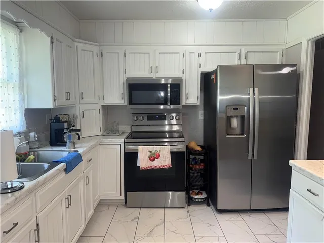 $219,000 | 8955 East 54th Street, Raytown, MO 64133