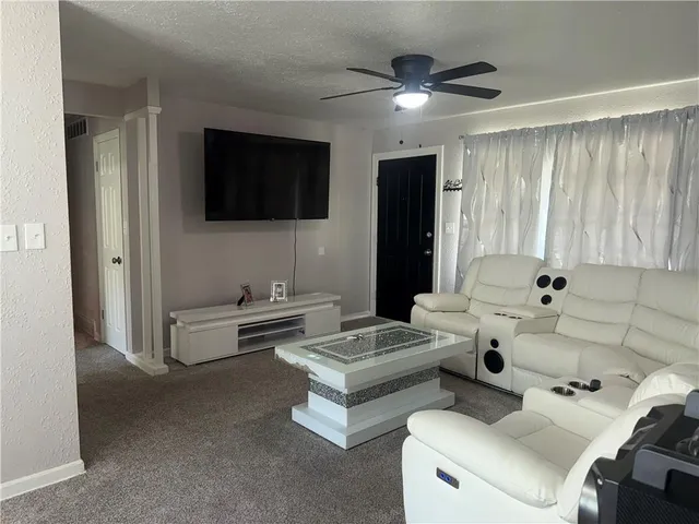 $219,000 | 8955 East 54th Street, Raytown, MO 64133