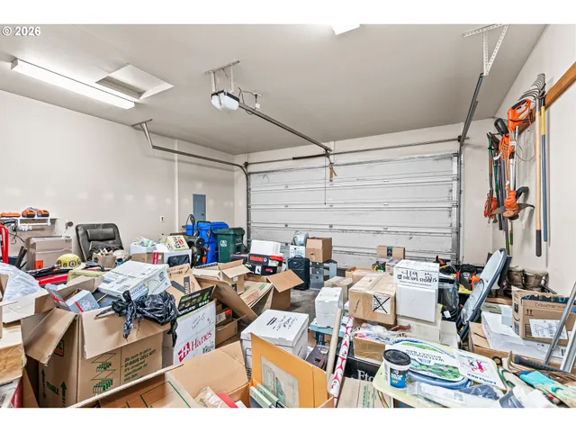 $465,000 | 419 Idlewild Drive, Cave Junction, OR 97523