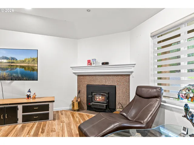 $465,000 | 419 Idlewild Drive, Cave Junction, OR 97523