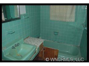 320 Lytle Cove Road Swannanoa, NC 28778 - Photo 6 of 9 Gallery Image 6