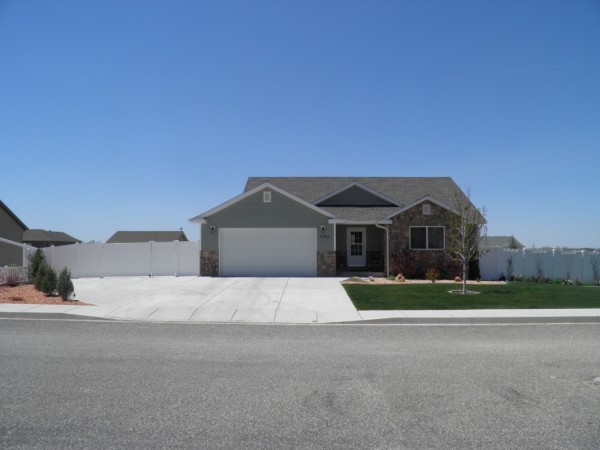 4503 Half Mile Road East Enoch, UT 84721 - Photo 1 of 1 Front