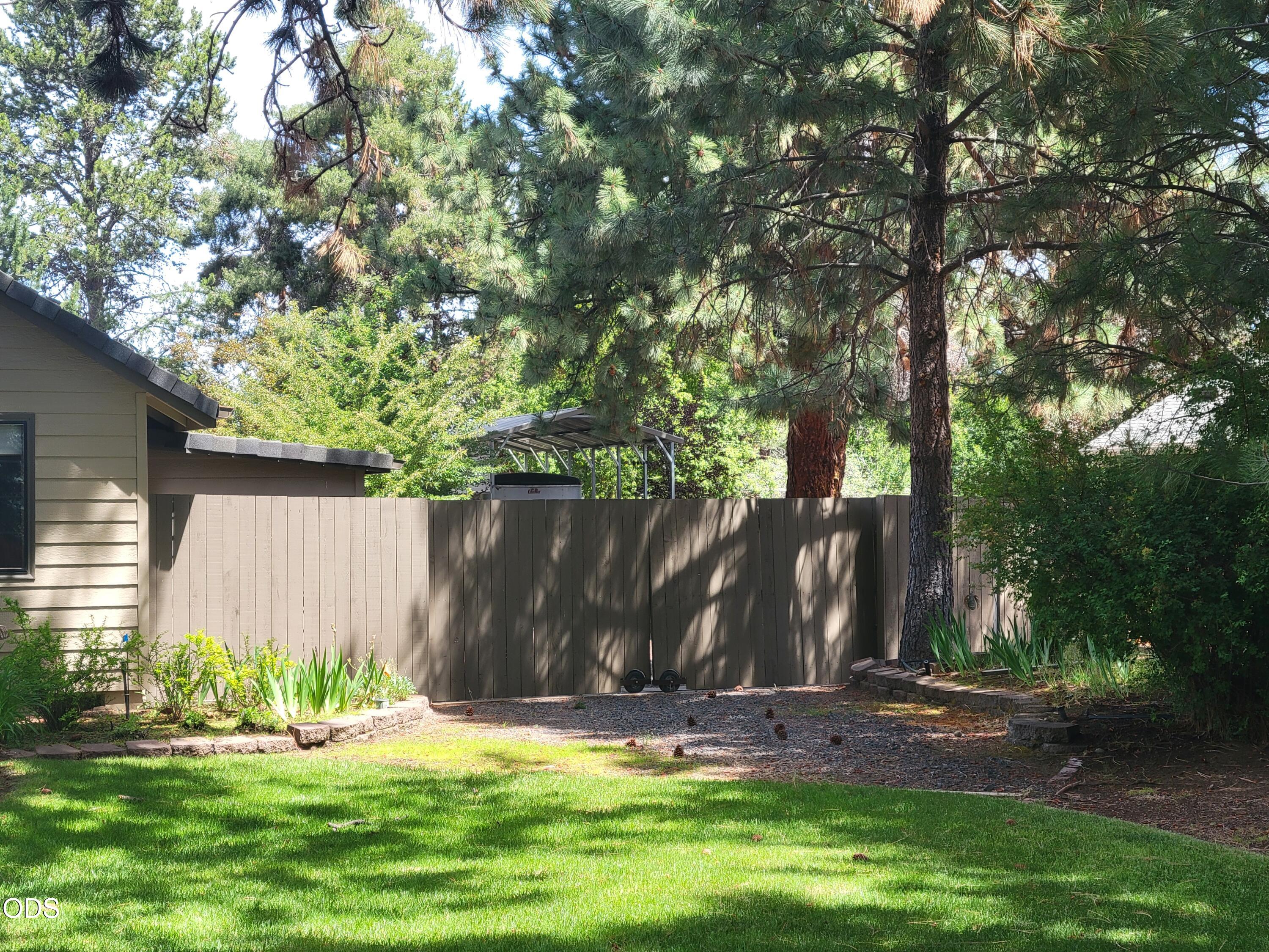 21140 Wilderness Way Bend, OR 97702 - Photo 4 of 101