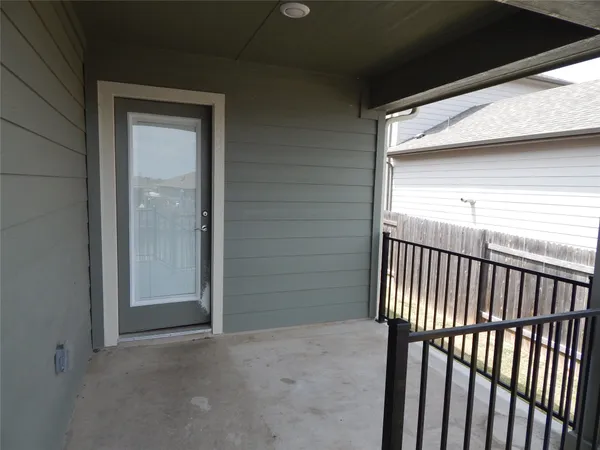 $1,995 | 126 Fairmeadow Downs Drive, Hutto, TX 78634
