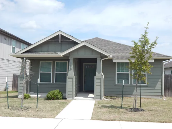 $1,995 | 126 Fairmeadow Downs Drive, Hutto, TX 78634