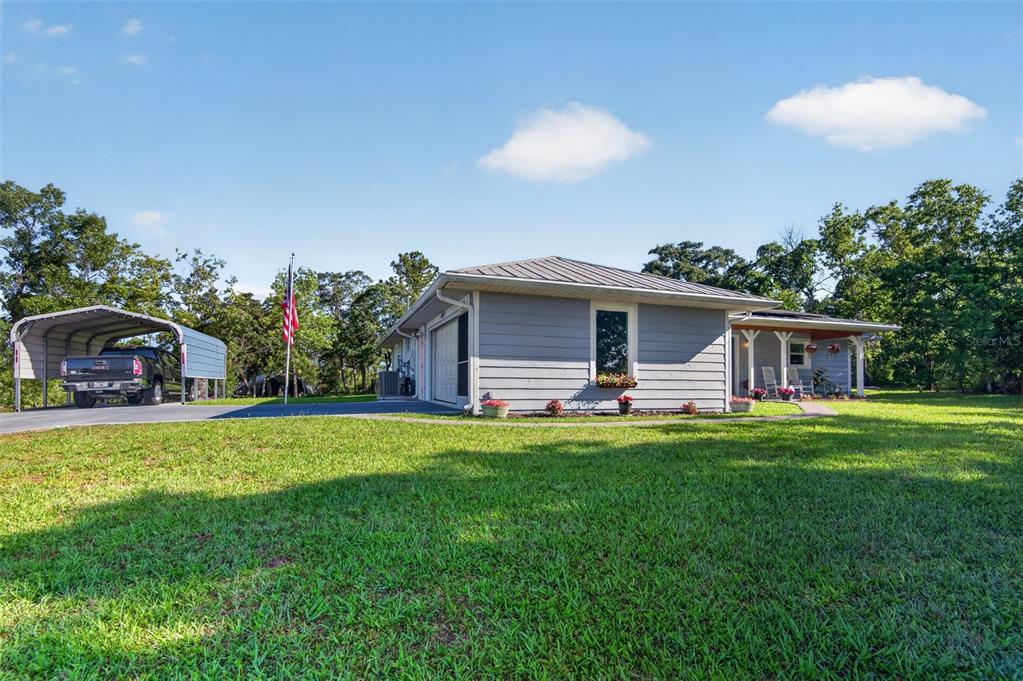 12293 Wolf Den Road Weeki Wachee, FL 34614 - Photo 3 of 44