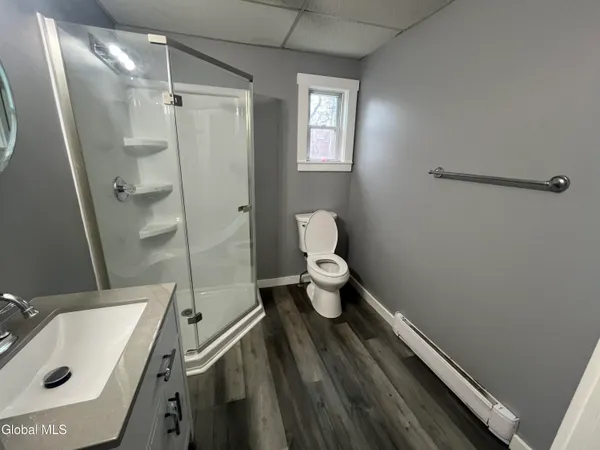 $1,275 | 1643 1st Street, Unit 2, Rensselaer, NY 12144