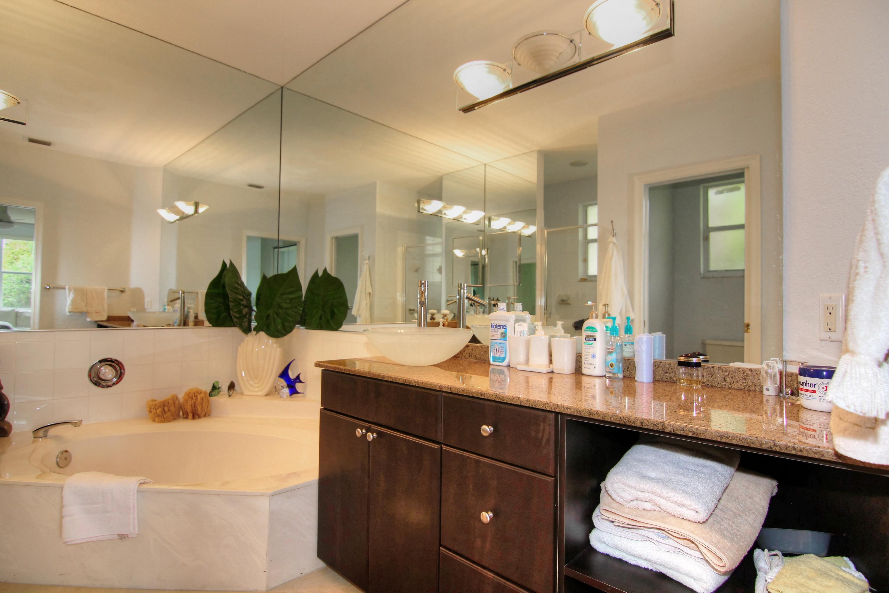 6253 Graycliff Drive, Unit D Boca Raton, FL 33496 - Photo 15 of 17 IMG_6257