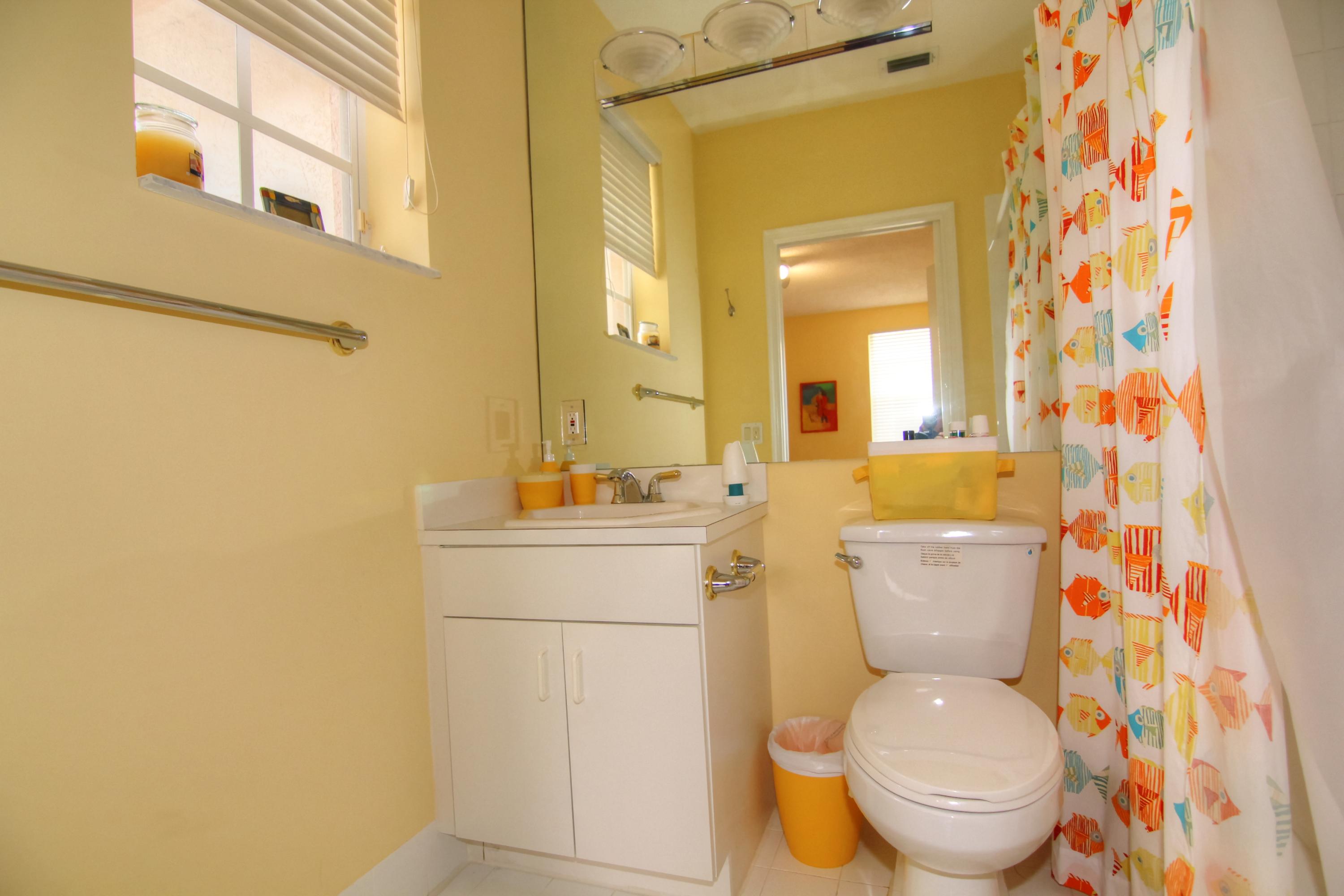 6253 Graycliff Drive, Unit D Boca Raton, FL 33496 - Photo 4 of 17 IMG_6242