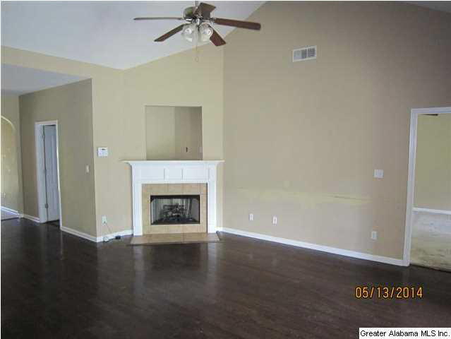 82 Dunbar Trace Dora, AL 35062 - Photo 3 of 10