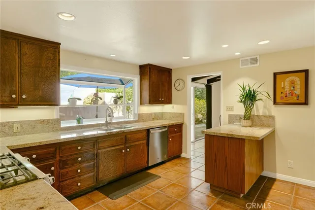 $1,195,000 | 2217 Crescent Avenue, Montrose, CA 91020