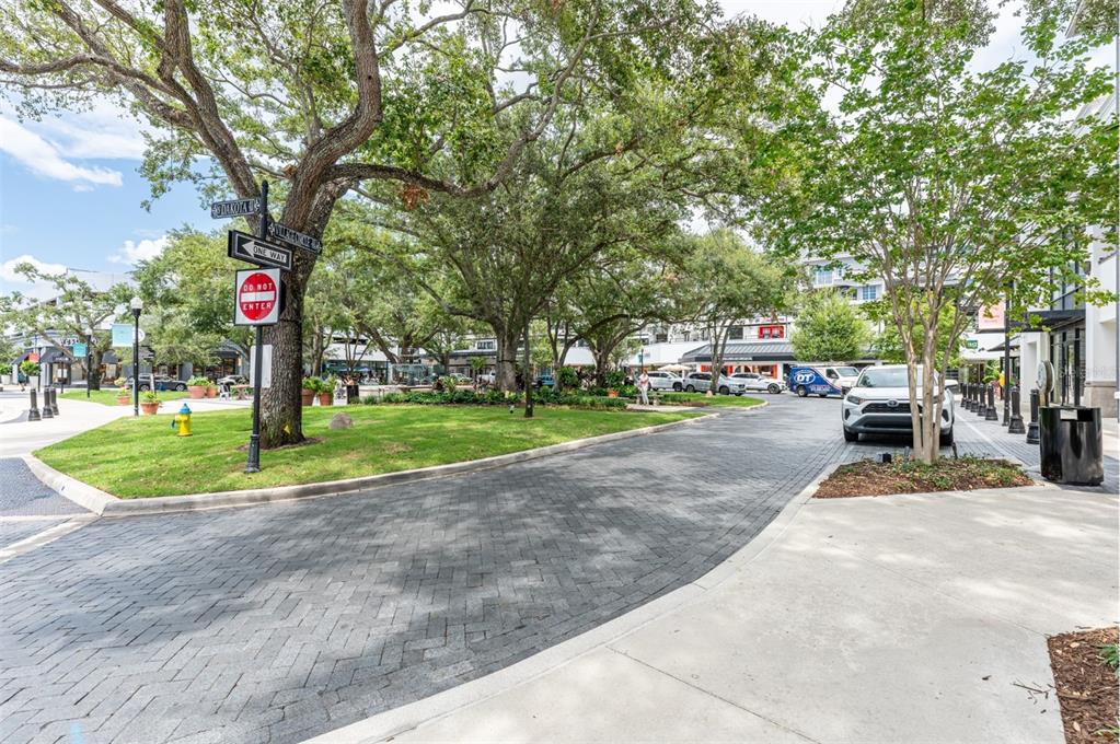 800 South Dakota Avenue, Unit 330 Tampa, FL 33606 - Photo 20 of 25 a sign board with parking space