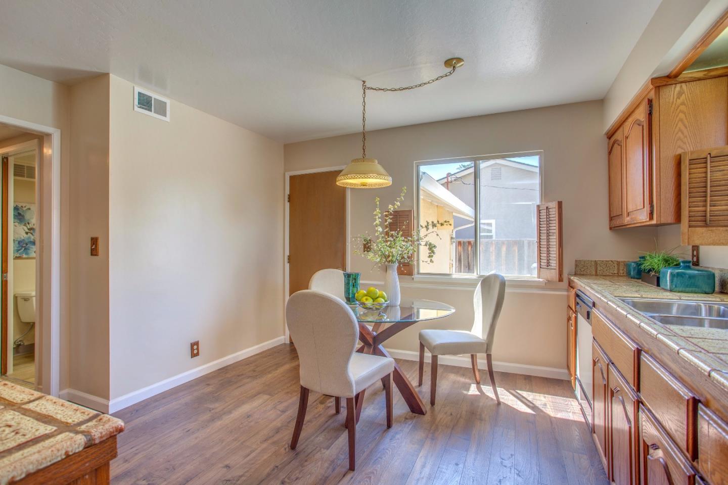 4675 Doyle Road San Jose, CA 95129 - Photo 10 of 24