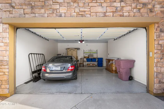 a view of a garage