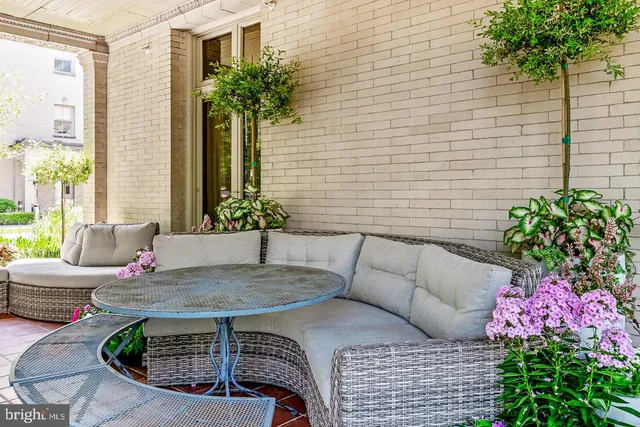 $849,900 | 4200 Pine Street, Unit 108A, Philadelphia, PA 19104