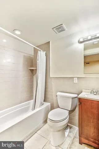 $849,900 | 4200 Pine Street, Unit 108A, Philadelphia, PA 19104