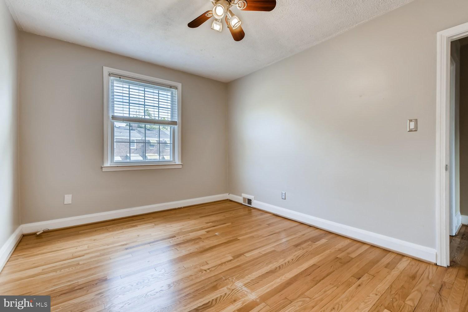 1717 Kennoway Road Towson, MD 21286 - Photo 18 of 31 2nd bedroom