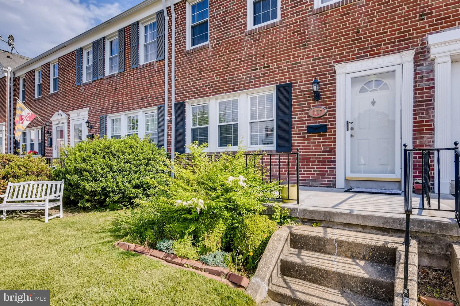 1717 Kennoway Road Towson, MD 21286 - Photo 4 of 31 spacious front porch