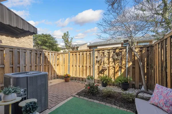 $264,000 | 3740 Vitruvian Way, Unit D, Addison, TX 75001
