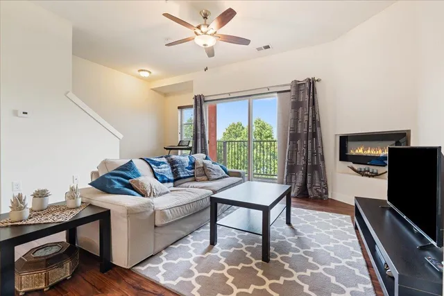 $319,900 | 5639 Brendan Avenue, Fitchburg, WI 53711