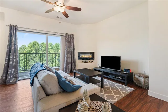 $319,900 | 5639 Brendan Avenue, Fitchburg, WI 53711