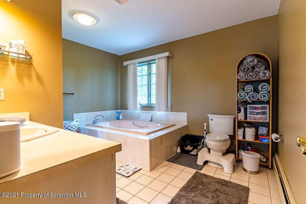 1118 Oakmont Road Clarks Summit, PA 18411 - Photo 26 of 61 Gallery Image 26