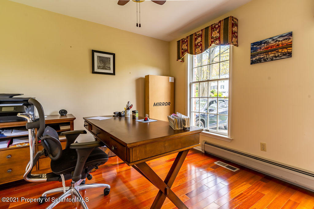 1118 Oakmont Road Clarks Summit, PA 18411 - Photo 9 of 61 Gallery Image 9