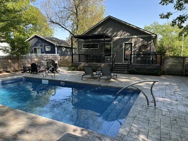 820 West Indiana Street New Buffalo, MI 49117 - Photo 3 of 36 820 W Indiana Street