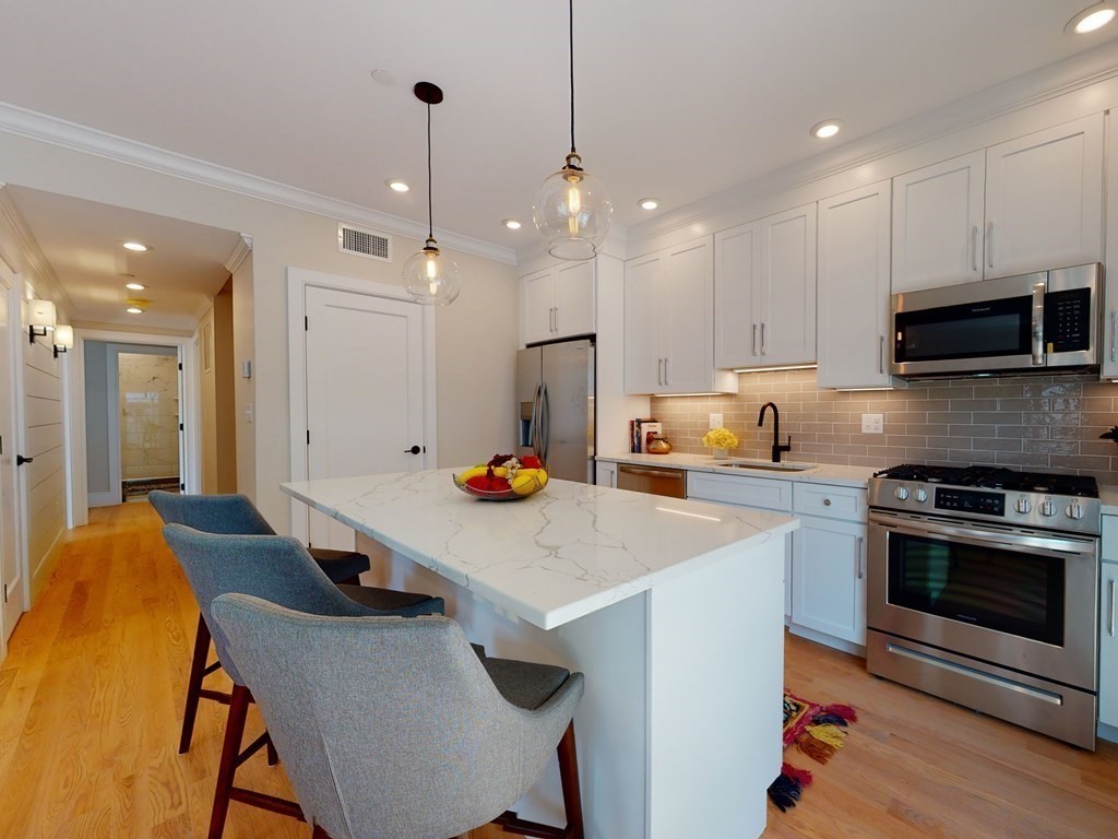 315 College Farm Road, Unit 11 Waltham, MA 02451 - Photo 13 of 39 Gallery Image 13