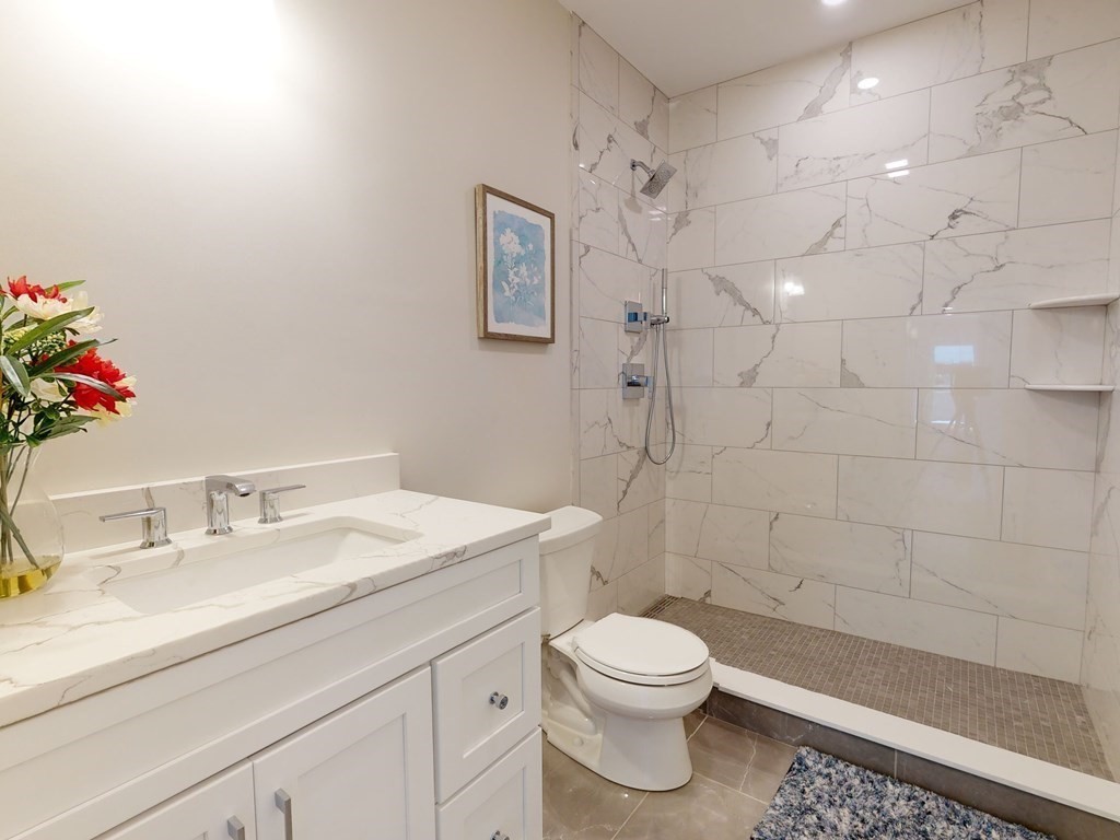 315 College Farm Road, Unit 11 Waltham, MA 02451 - Photo 24 of 39 Gallery Image 24