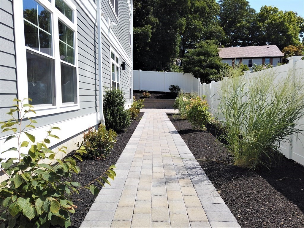 315 College Farm Road, Unit 11 Waltham, MA 02451 - Photo 36 of 39 Gallery Image 36