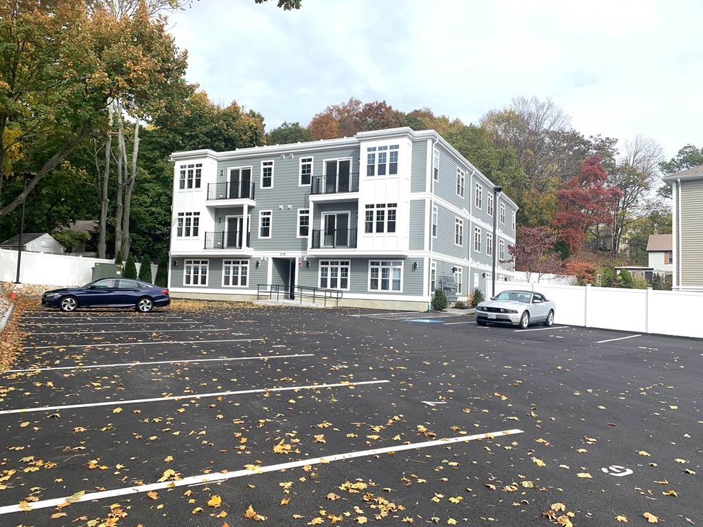 315 College Farm Road, Unit 11 Waltham, MA 02451 - Photo 39 of 39 Gallery Image 39