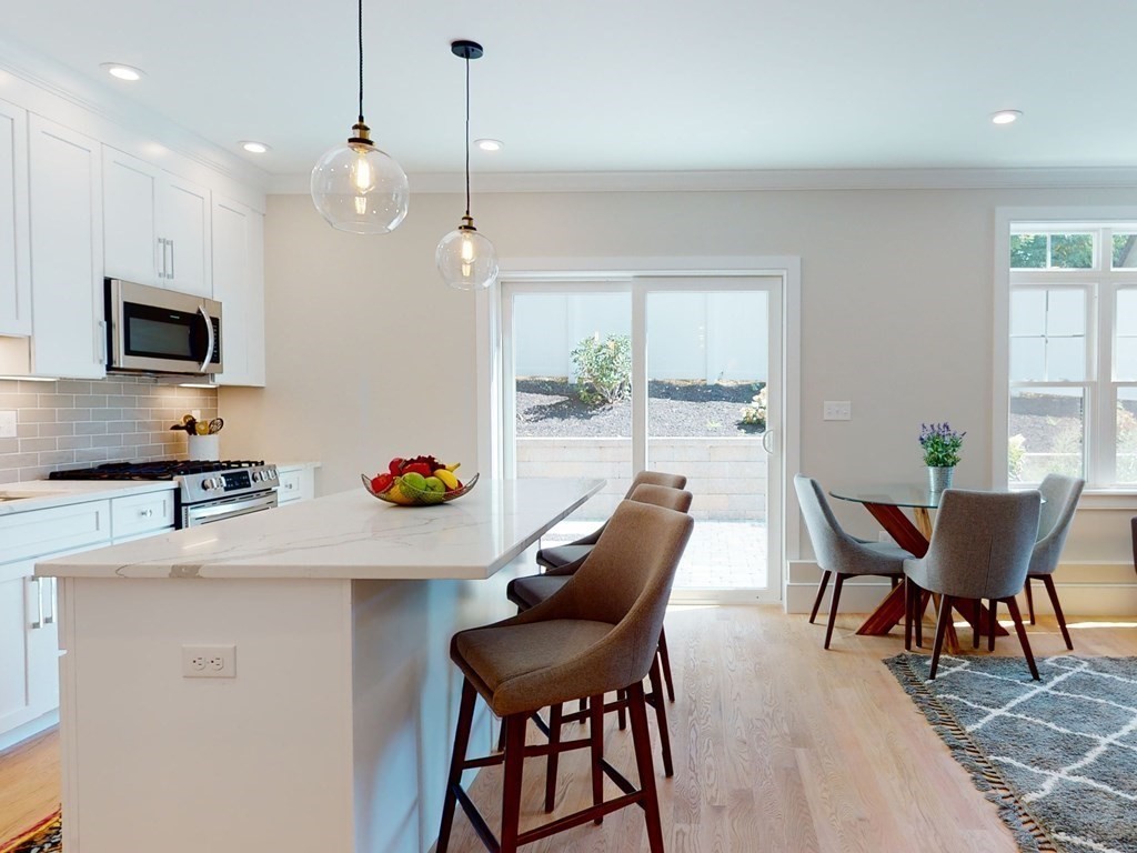315 College Farm Road, Unit 11 Waltham, MA 02451 - Photo 8 of 39 Gallery Image 8