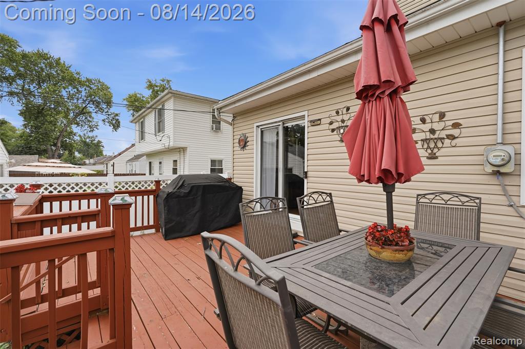 1998 Columbia Road Berkley, MI 48072 - Photo 25 of 33 Gallery Image 25