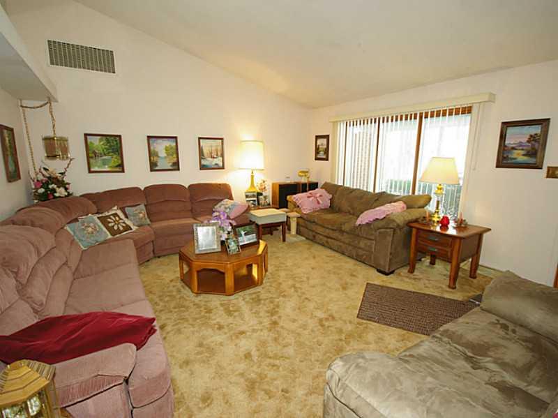 301 West Thompson Road Indianapolis, IN 46217 - Photo 4 of 24 Gallery Image 4