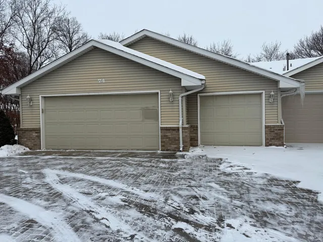 $355,900 | 74 Cree Point Drive, Mankato, MN 56001