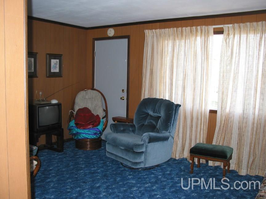 1804 West Co Road Gulliver, MI 49840 - Photo 21 of 29