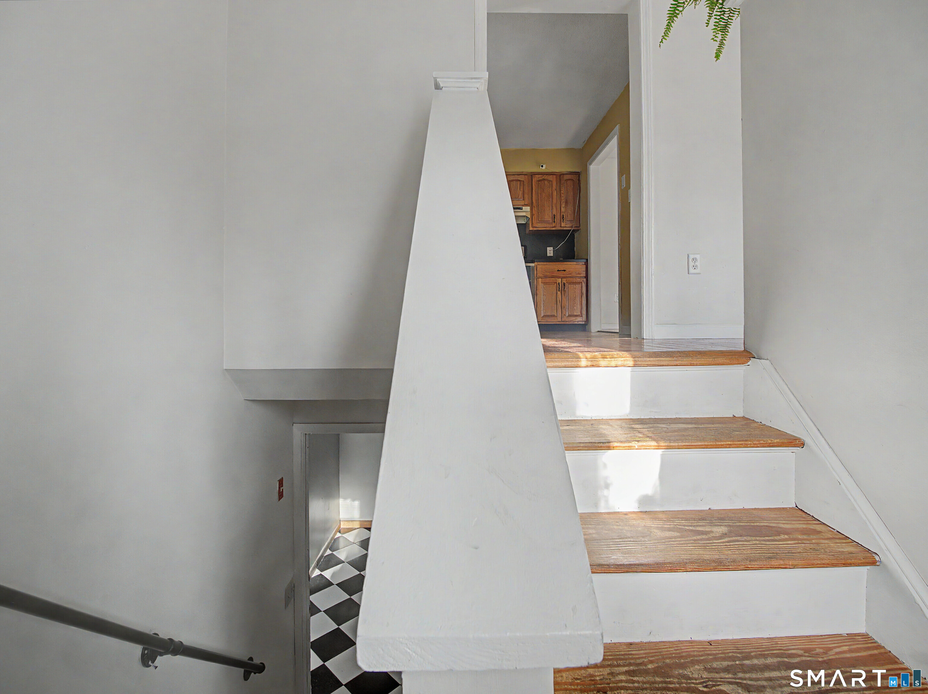 134 Roulin Street Torrington, CT 06790 - Photo 4 of 27